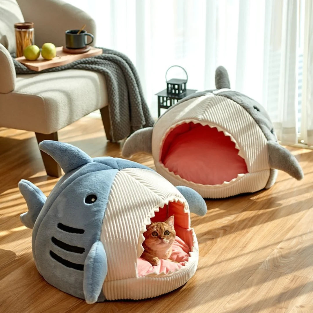 Fins&Fur The Shark Pet Bed