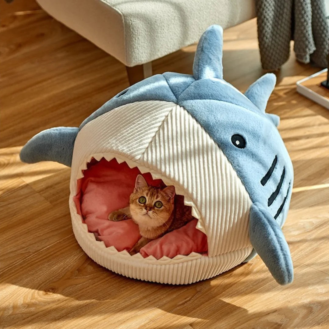 Fins&Fur The Shark Pet Bed