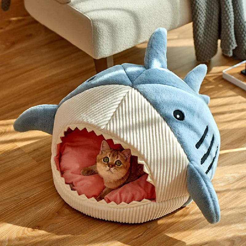 Fins&Fur The Shark Pet Bed